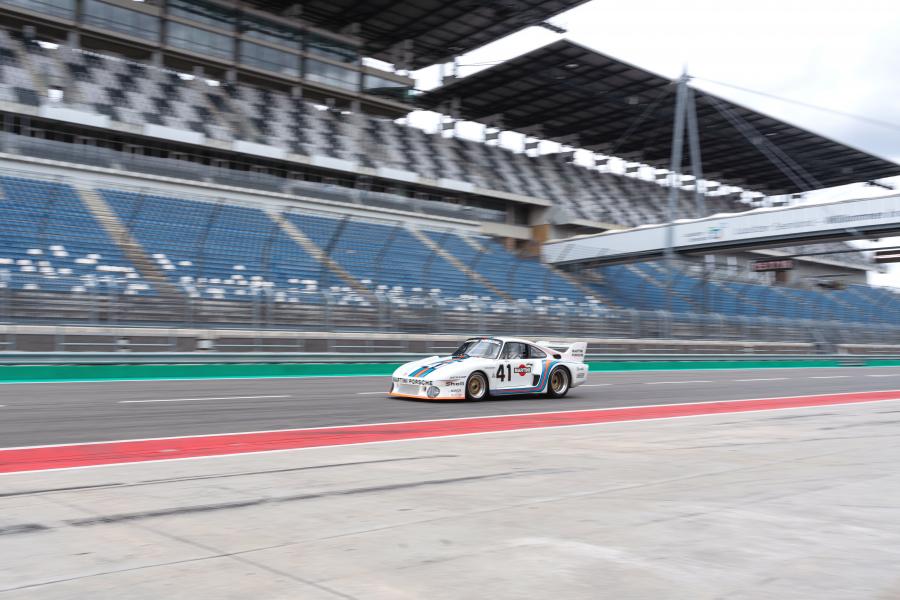  Porsche 935/77 Works 1977 года  (фото 18 из 26)